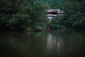 讲讲贵州的邪门巫术，神秘的“菩萨”们