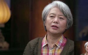Read more about the article 李玫瑾谈鬼神：头顶三尺有神灵